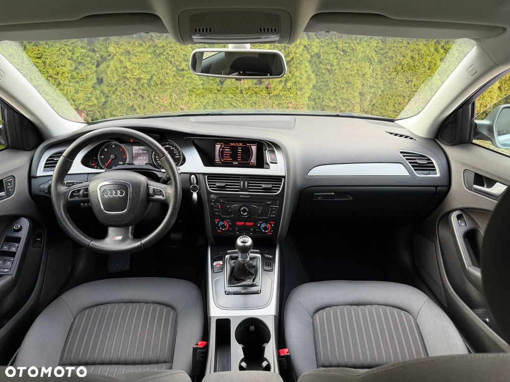 Audi A4 Avant 2.0 TDI Limited Edition - 28