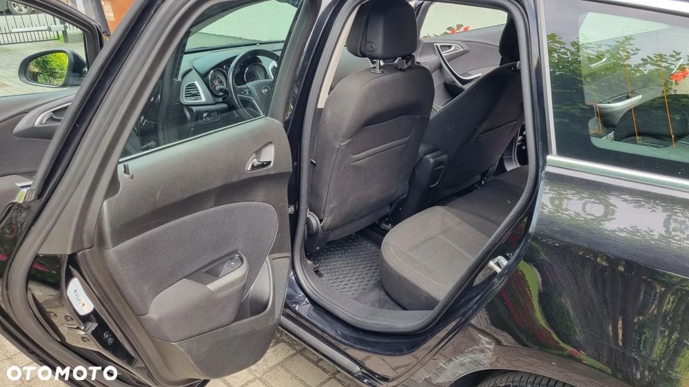 Opel Astra 1.4 Turbo - 13