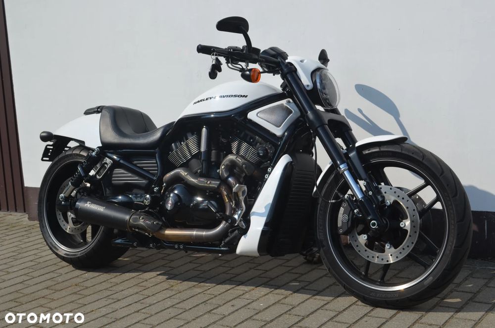 Harley-Davidson V-Rod Night Rod - 1