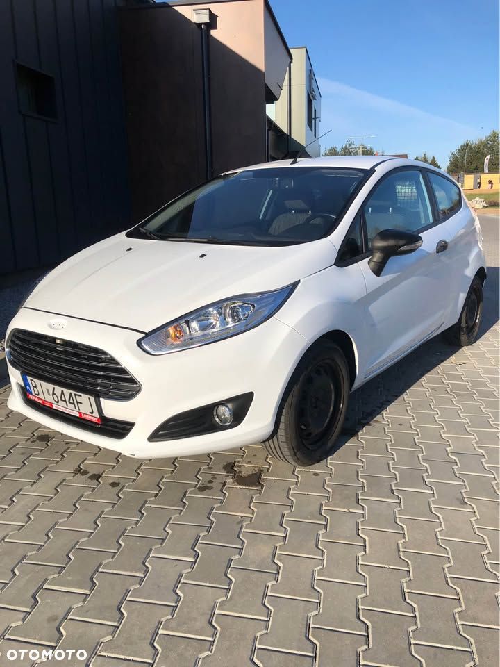 Ford Fiesta 1.5 TDCi Titanium - 4