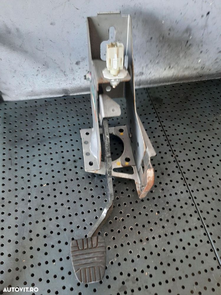 pedala frana 2.0 d opel antara a l07 chevrolet captiva c100 c140 96628565 - 1