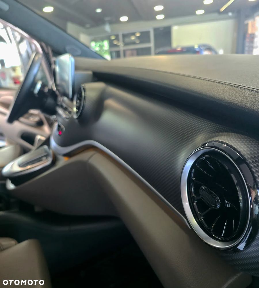 Mercedes-Benz Klasa V 300 d Exclusive 9G-Tronic (d³ugi) - 16