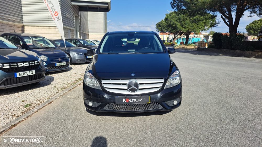 Mercedes-Benz B 180 CDI Urban - 11