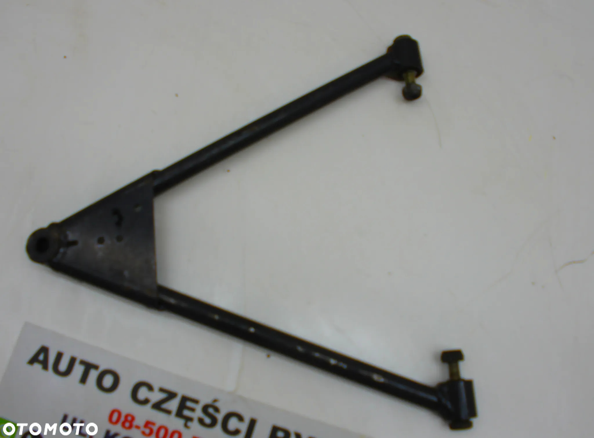 Ligier JS50 Wahacz przód - 2