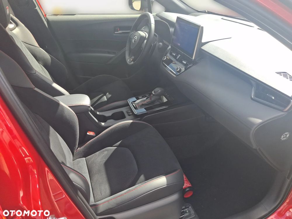 Toyota Corolla 2.0 Hybrid GR Sport - 12