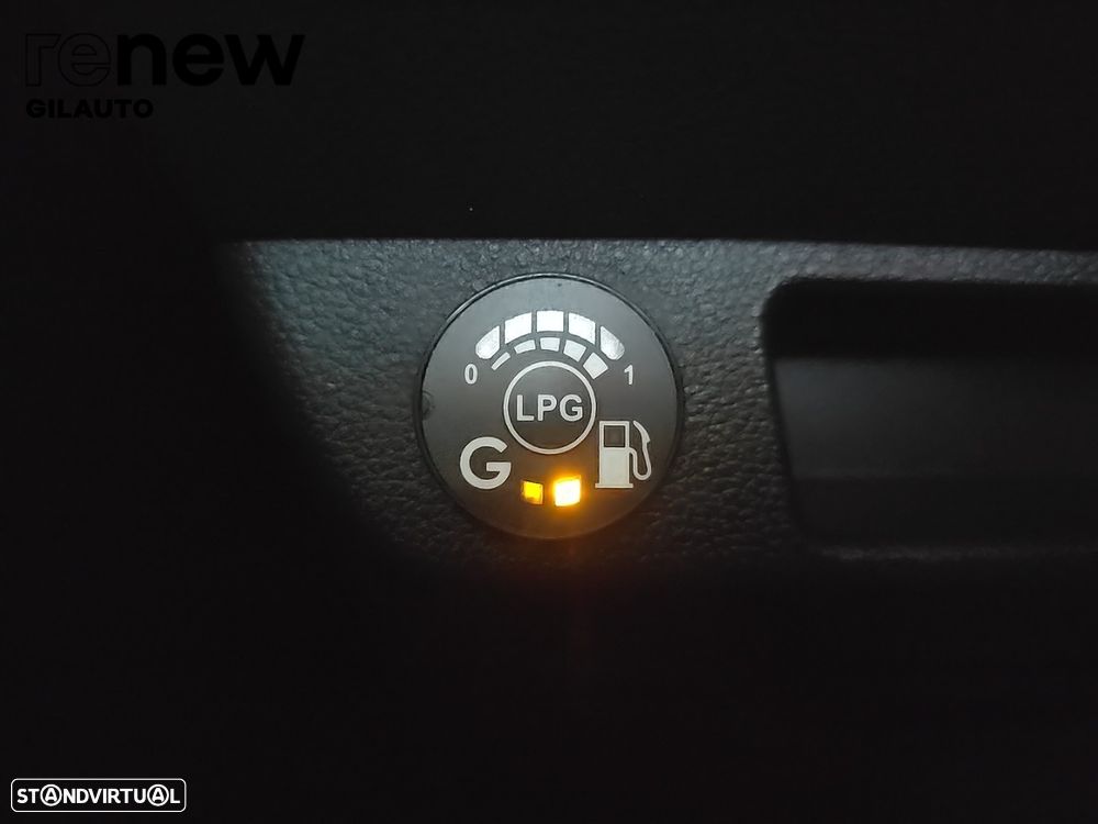 Renault Clio 1.0 TCe Techno Bi-Fuel - 26