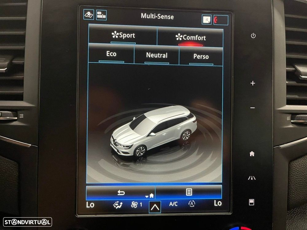 Renault Mégane Sport Tourer 1.5 Blue dCi GT Line - 25