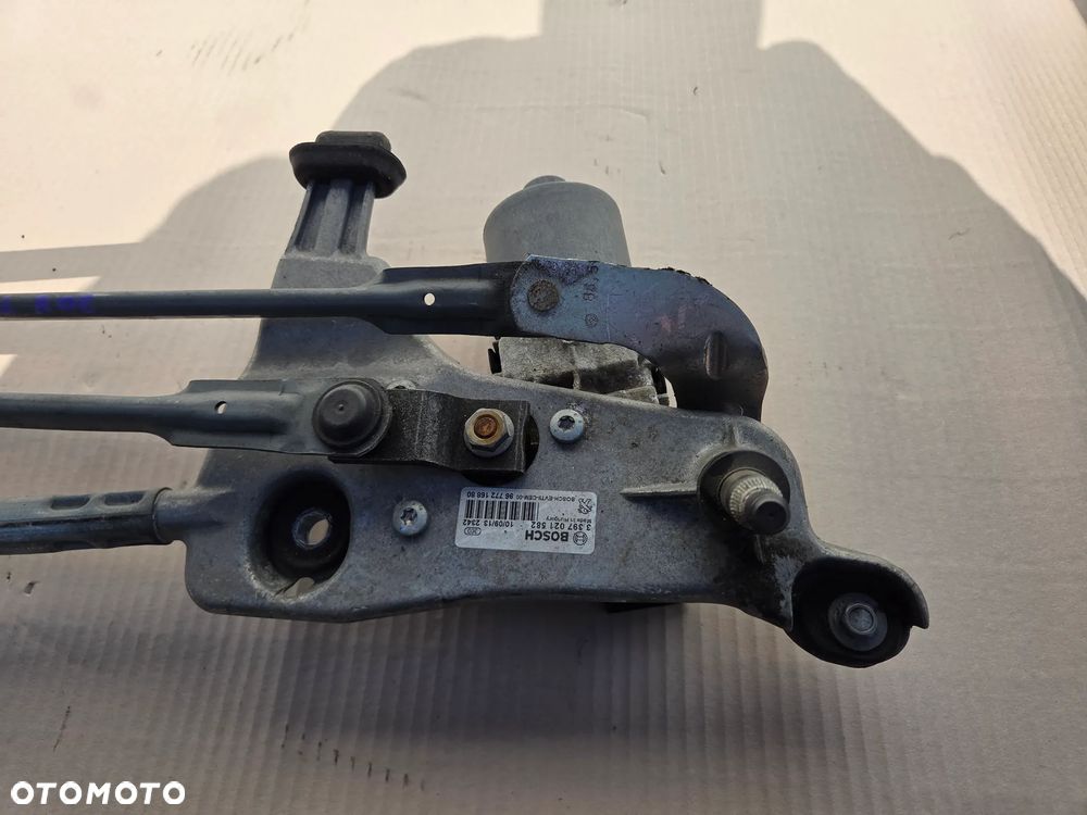 Mechanizm silniczek wycieraczek Peugeot 308 T9   9677216880 - 3