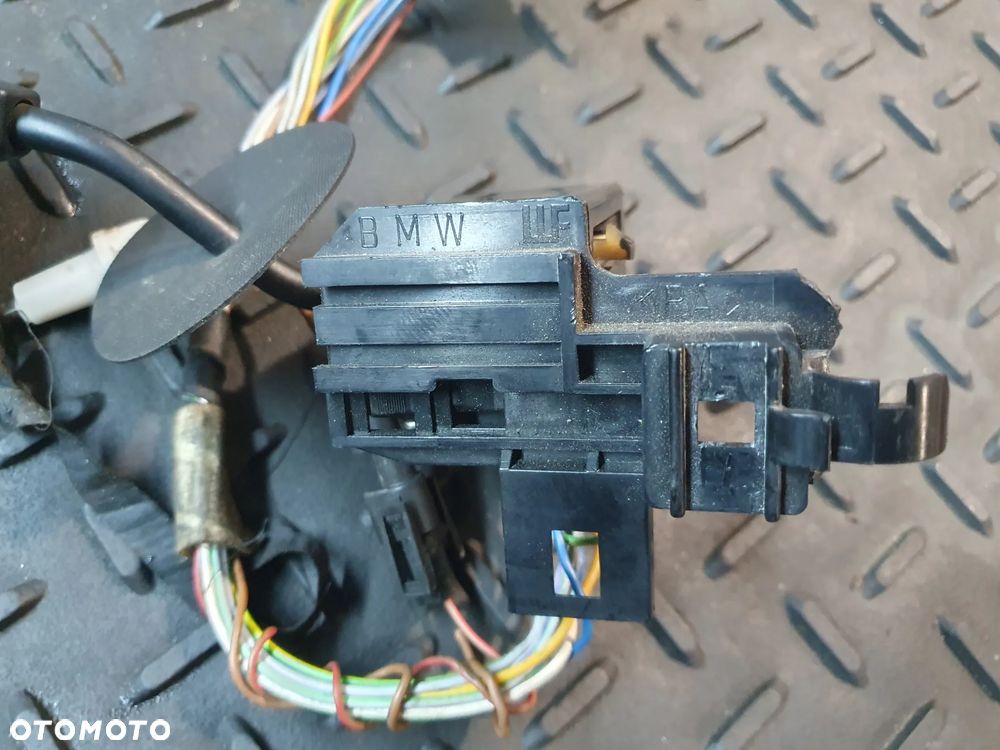 PRZEŁĄCZNIK ZESPOLONY ŚWIATEŁ BMW 3 E36 - 4