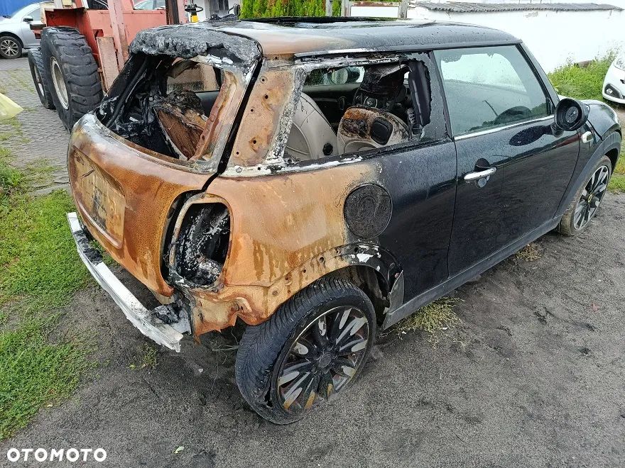MINI Cooper - 6