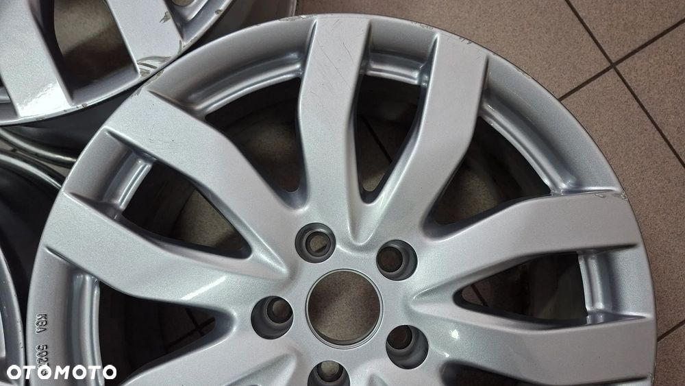 Felgi Aluminiowe 17 Audi A4 B7 5x112 ET 35 CMS C22 - 7