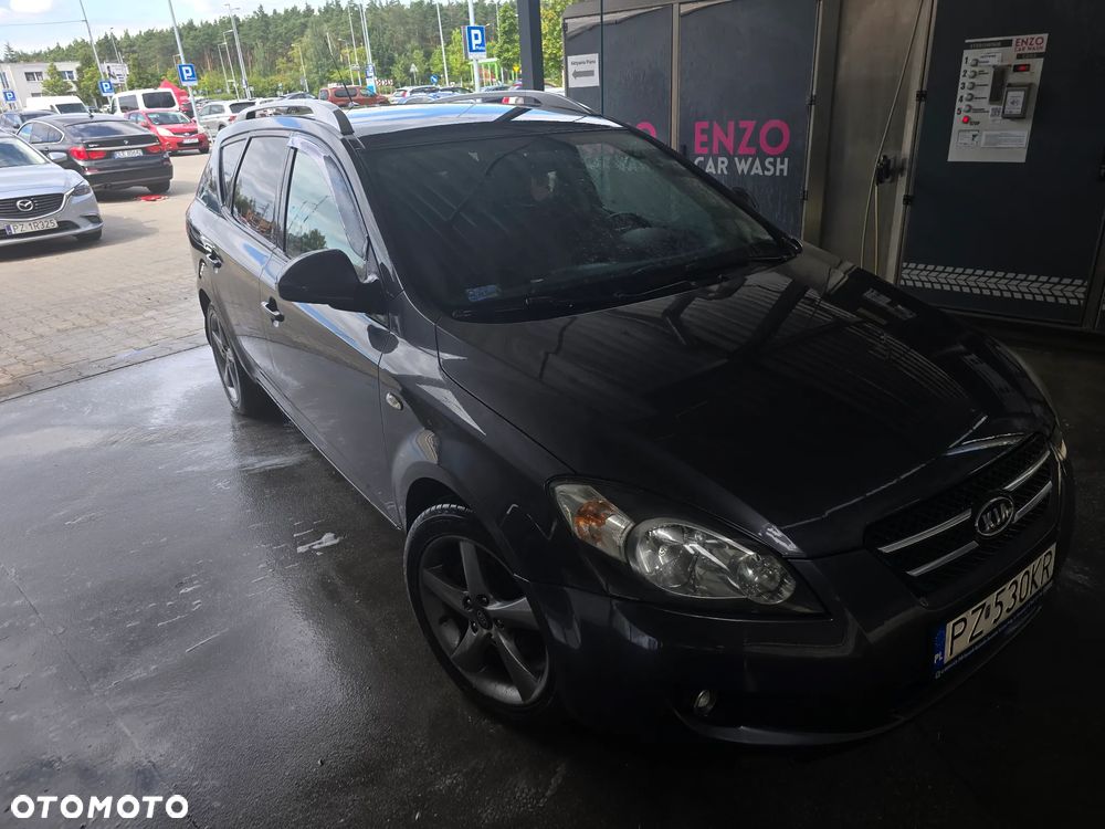 Kia Ceed 1.6 Crdi Comfort - 1