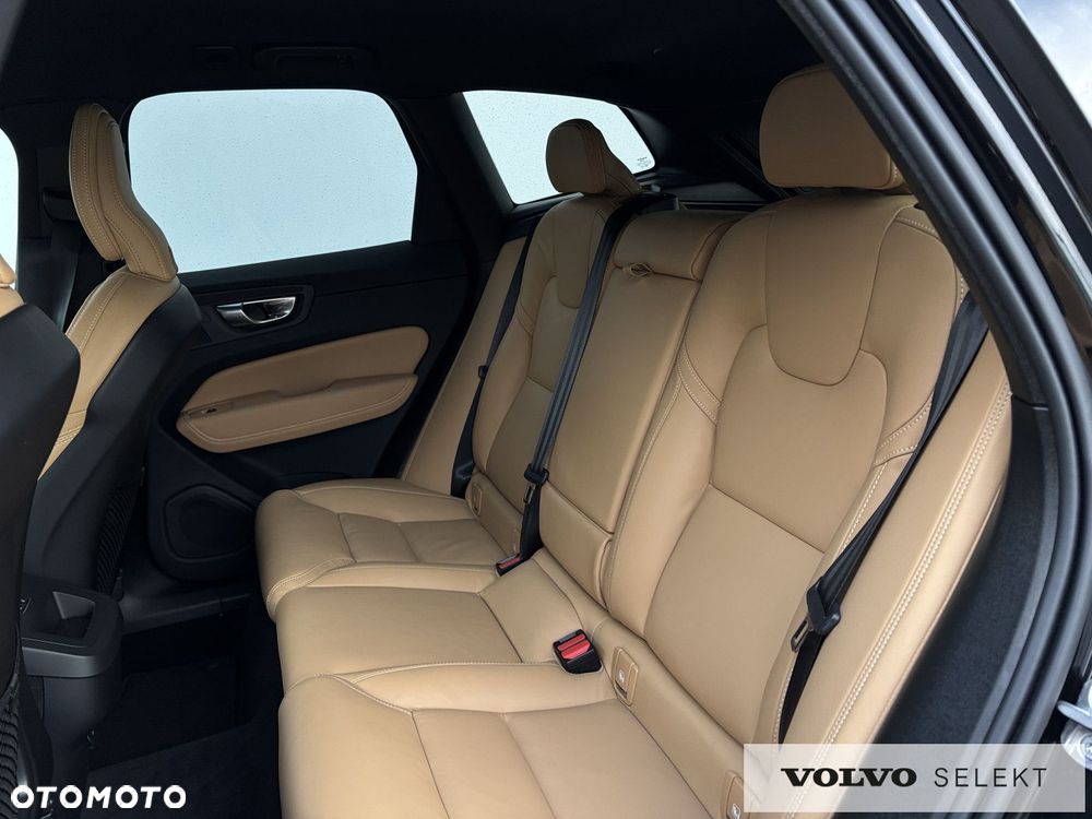Volvo XC 60 - 21