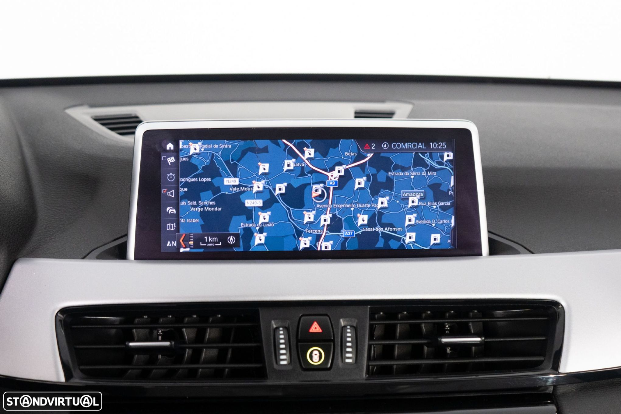 BMW X1 25 e xDrive Corporate Edition - 24