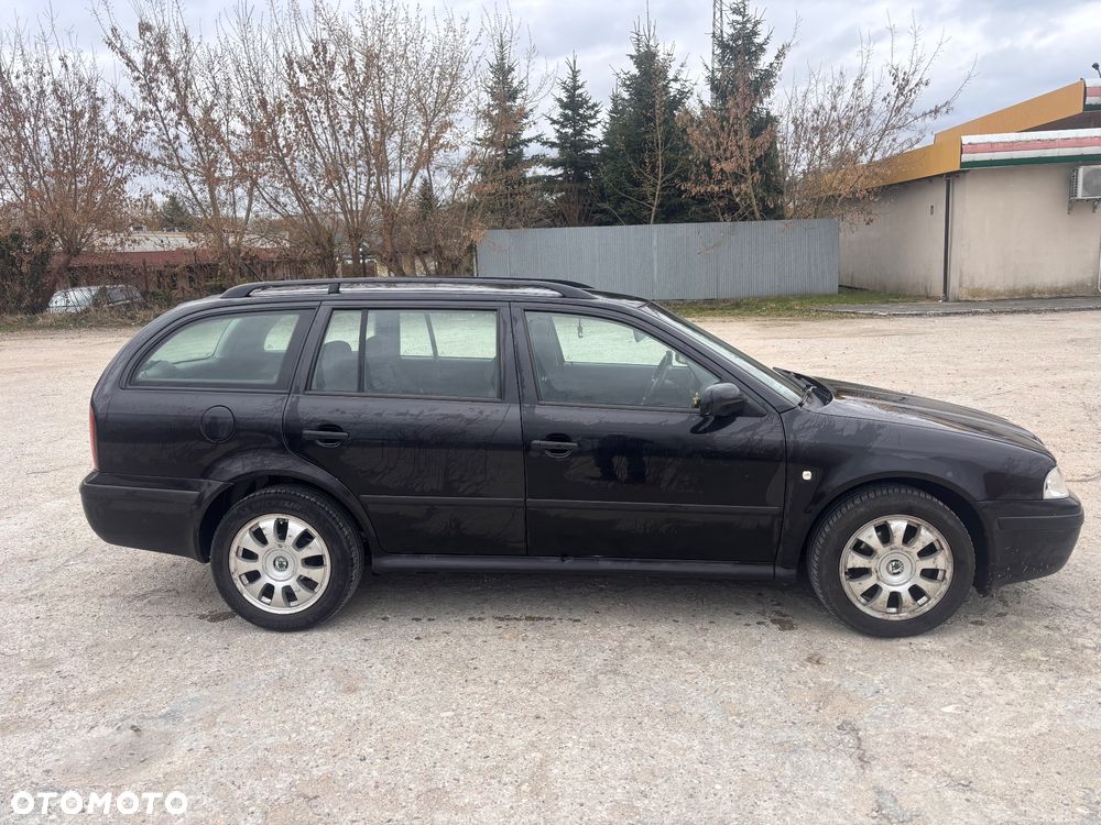 Skoda Octavia - 3