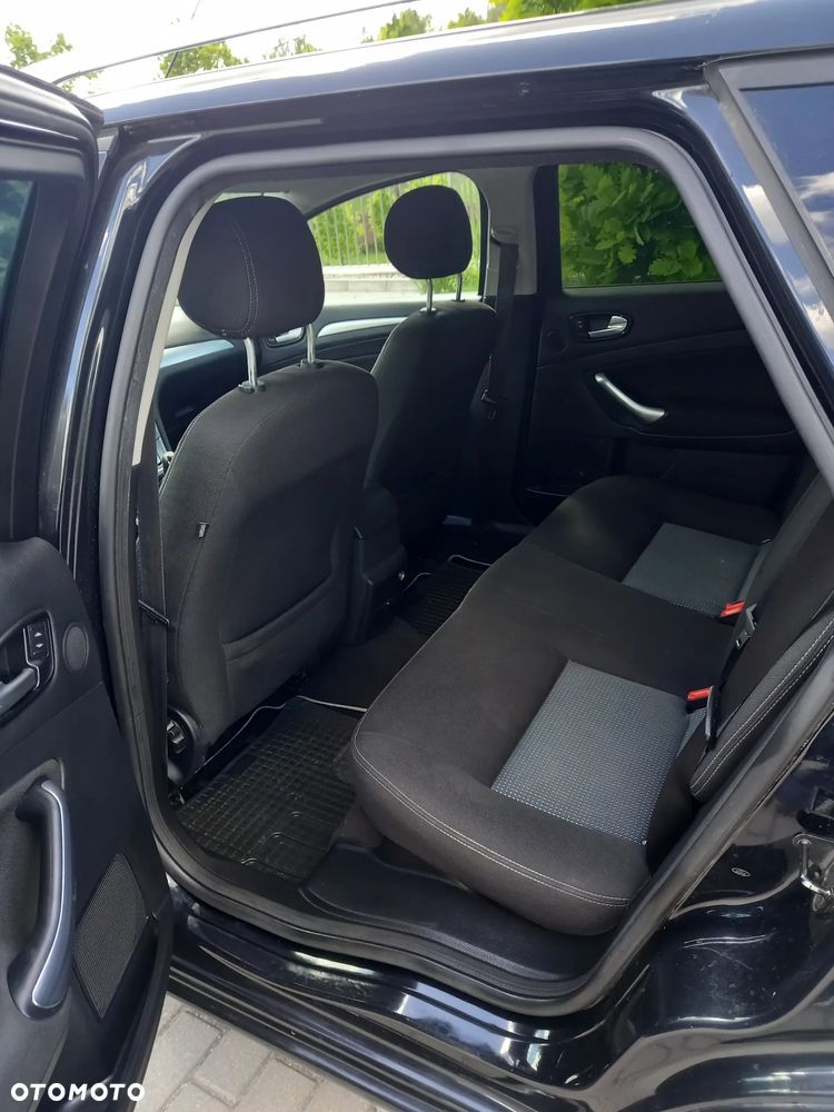 Ford Mondeo 1.6 Ambiente - 4