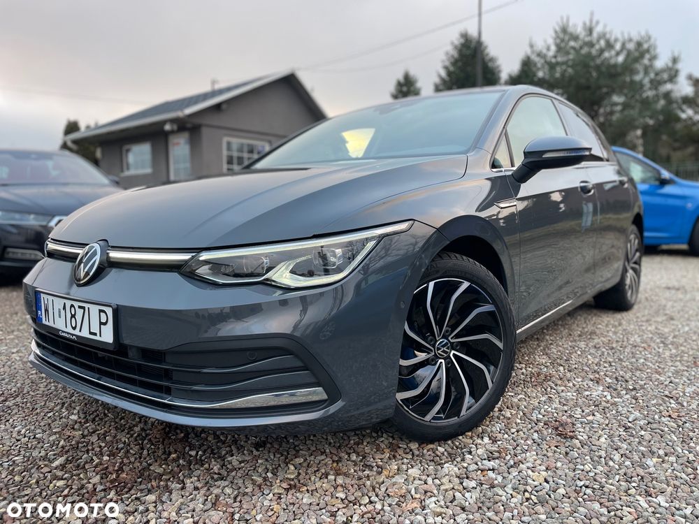 Volkswagen Golf 1.5 TSI EVO Style - 1