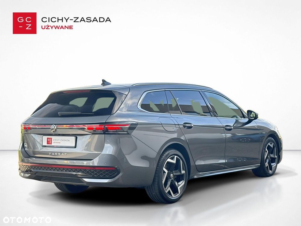 Volkswagen Passat Variant - 5