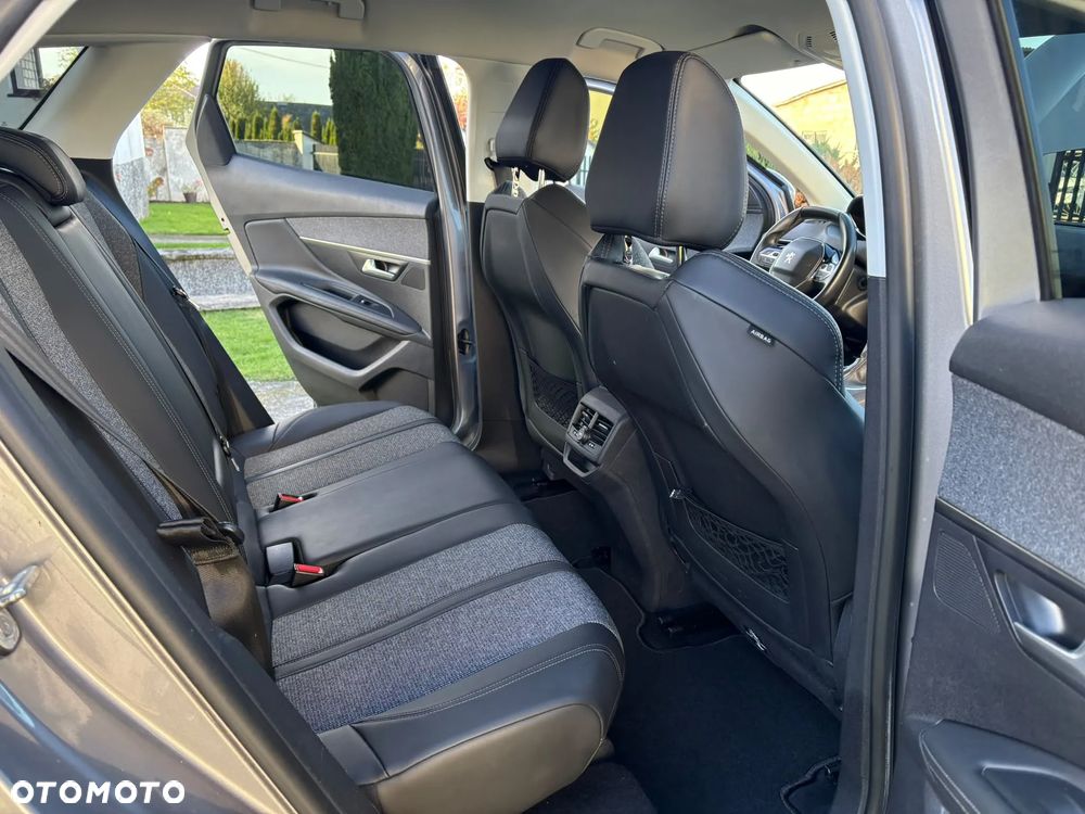 Peugeot 3008 - 17