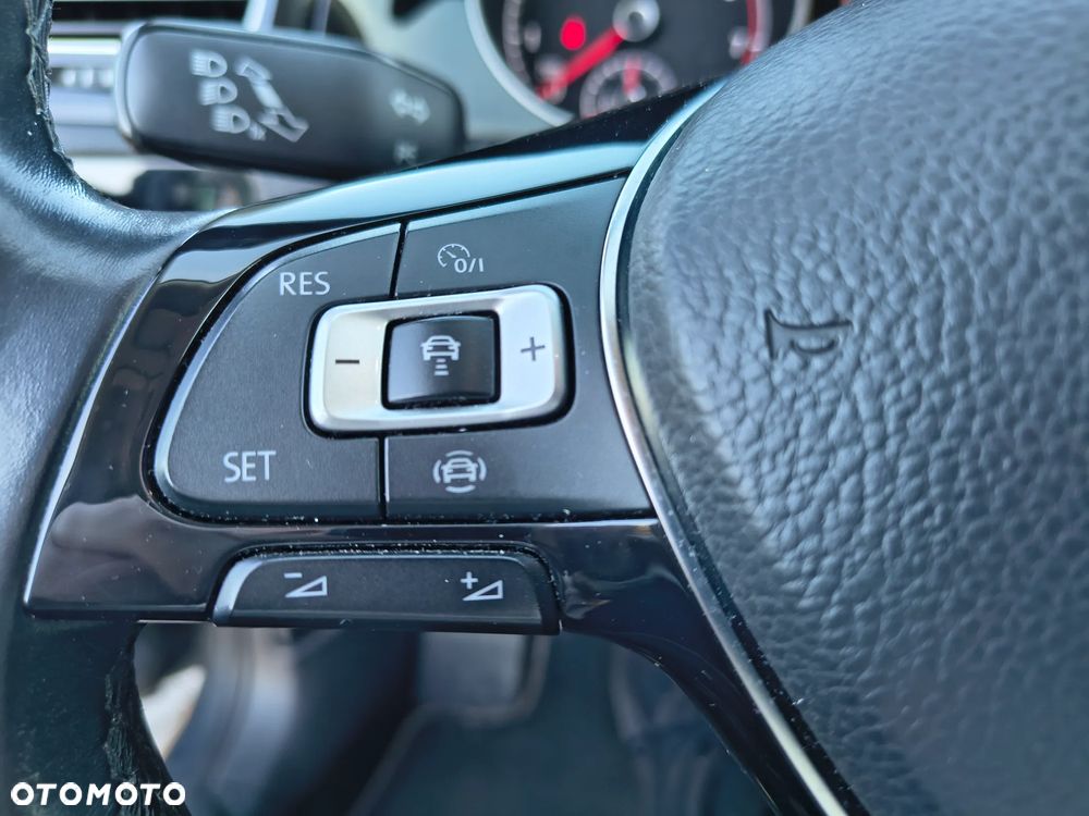 Volkswagen Golf 1.5 TSI BMT Evo Highline - 13