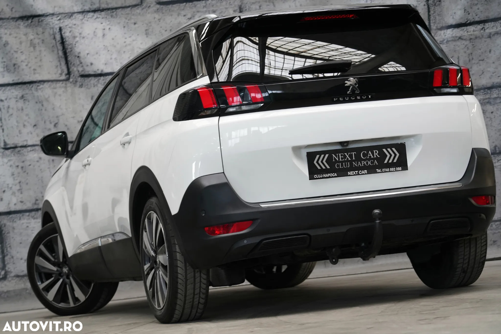 Peugeot 5008 1.5 BlueHDI s&s EAT8 Allure - 3