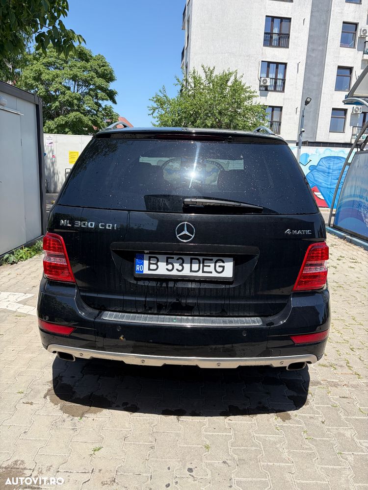 Mercedes-Benz ML 300 CDI BlueEfficiency Aut - 6