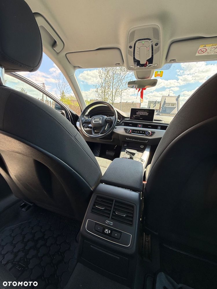 Audi A4 Avant 40 TDI S tronic - 24