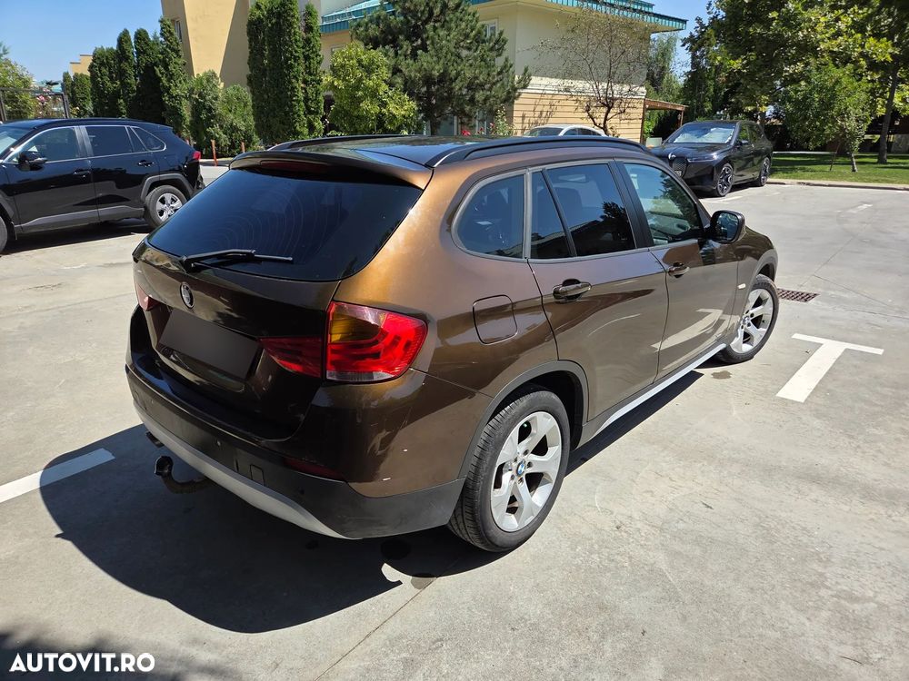 BMW X1 xDrive18d - 4