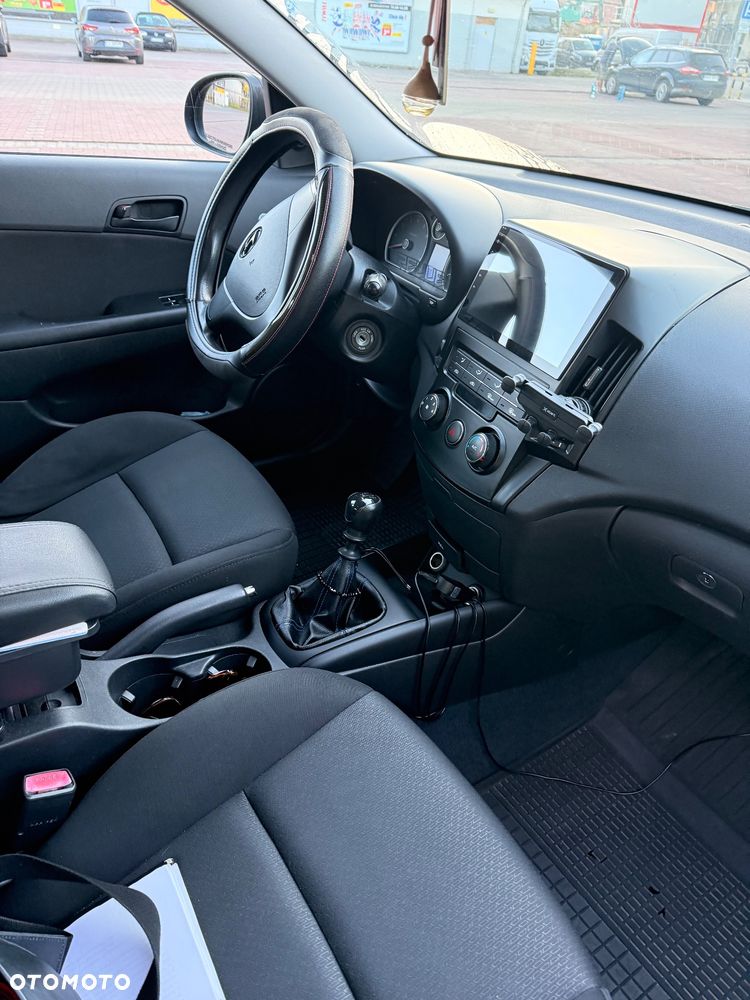 Hyundai i30 1.4 Classic - 12