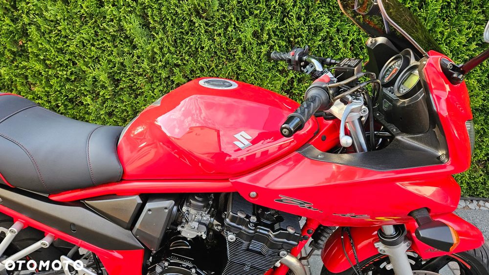 Suzuki Bandit - 24
