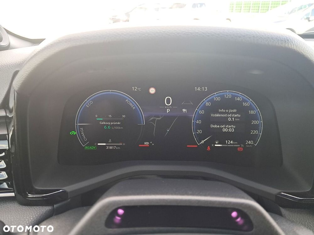 Toyota Camry - 22