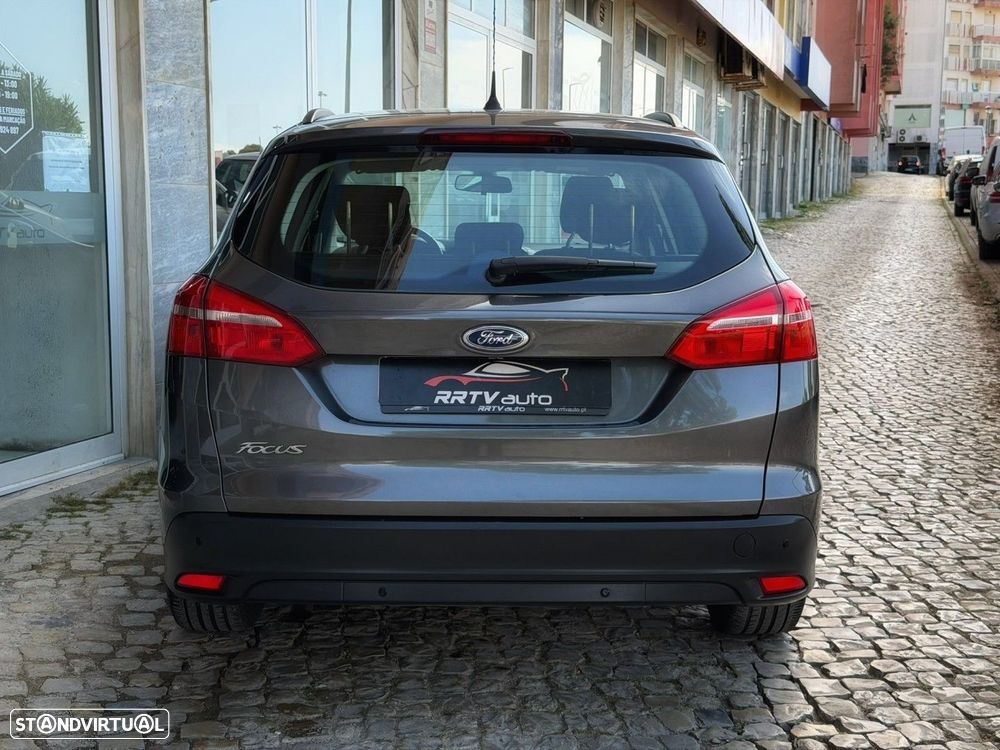Ford Focus SW 1.0 EcoBoost Business - 13