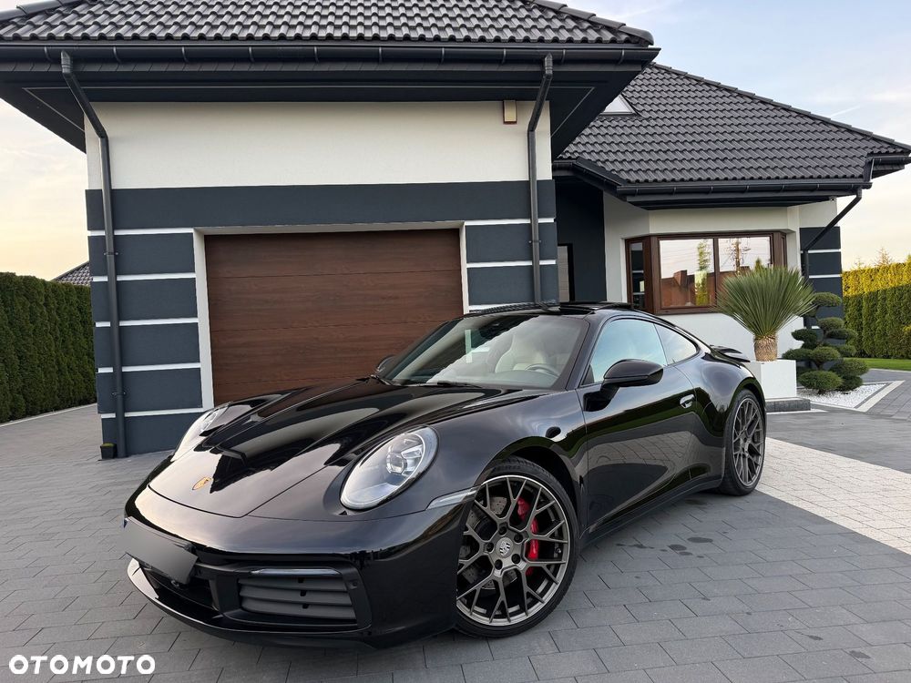 Porsche 911 Carrera 4S - 39