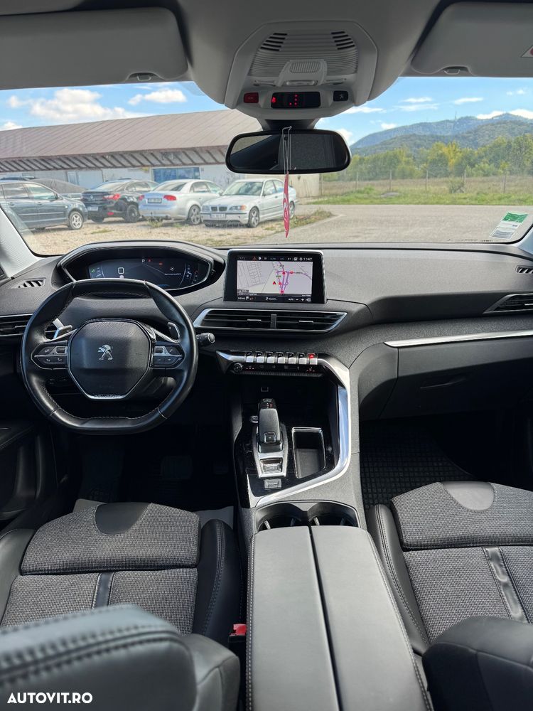 Peugeot 3008 1.2 PureTech Turbo S&S EAT6 Allure - 7