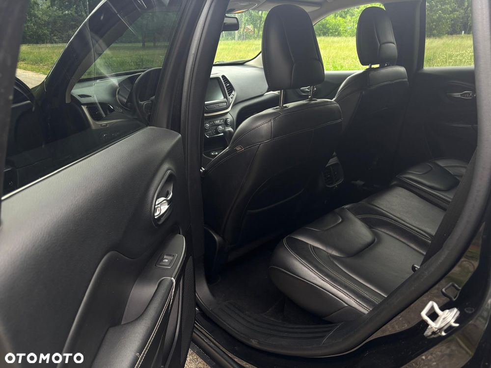 Jeep Cherokee 3.2 V6 Active Drive I Limited - 33