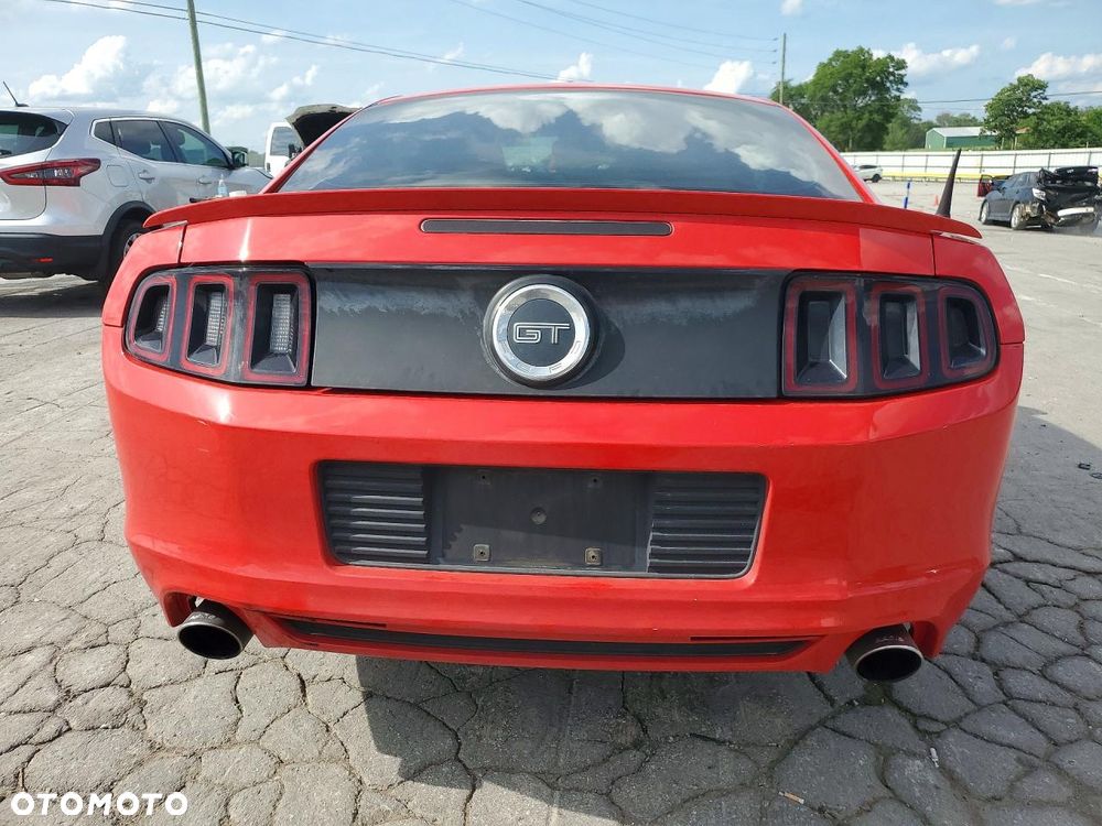 Ford Mustang 5.0 V8 GT - 6
