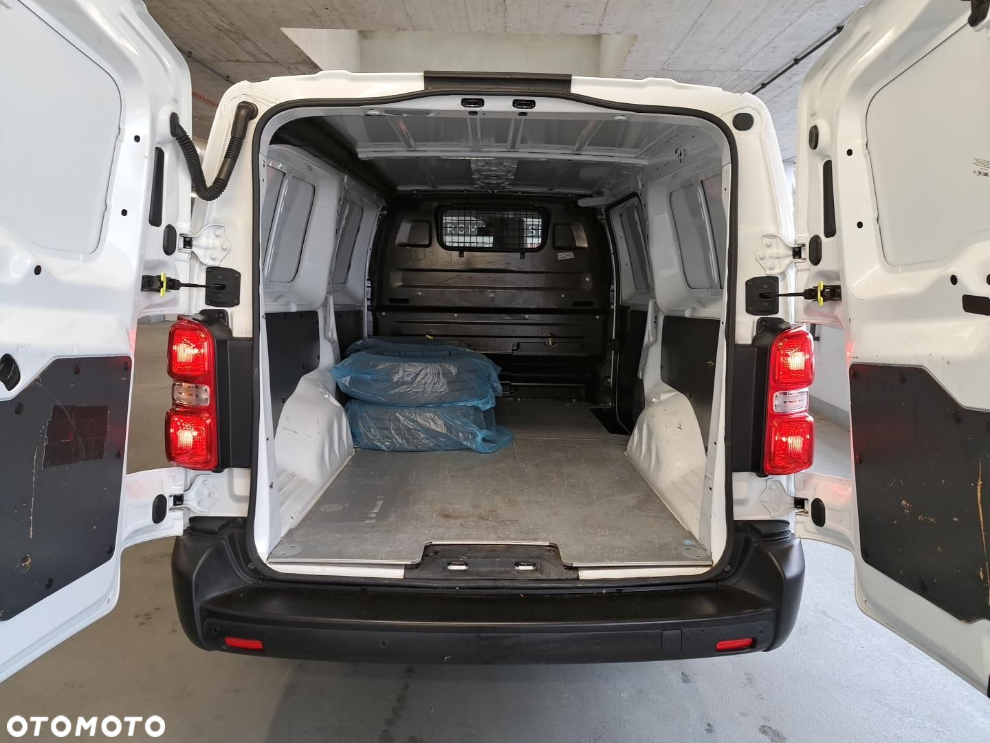 Toyota PROACE - 13