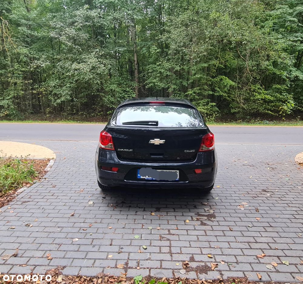 Chevrolet Cruze - 10