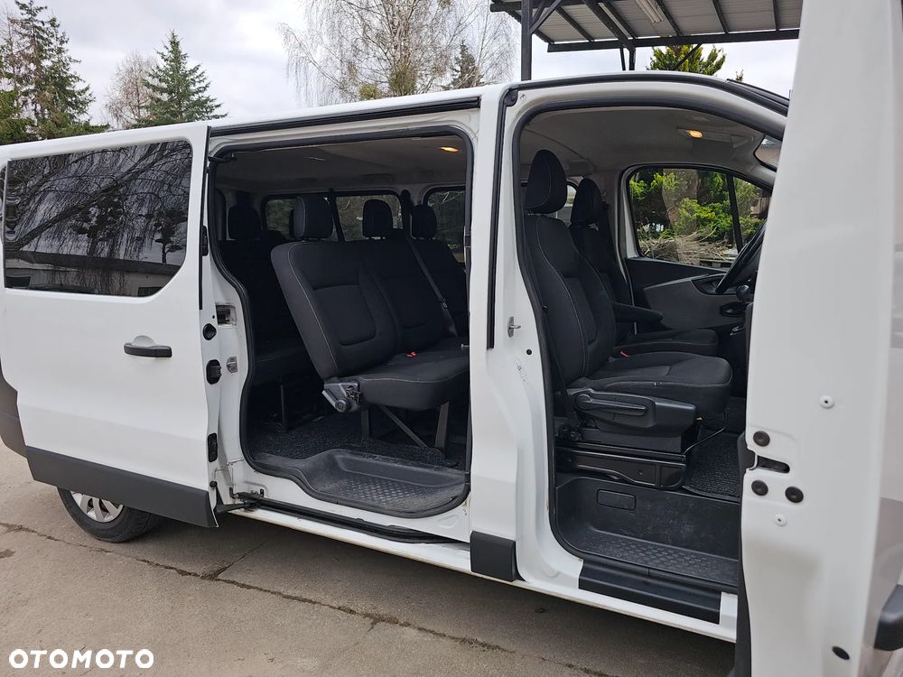 Renault Trafic Grand 1.6 dCi - 11