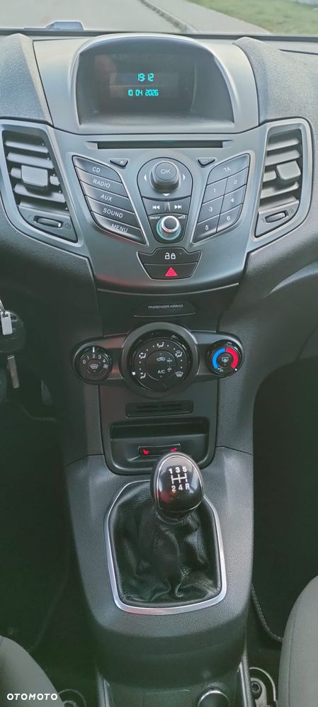 Ford Fiesta 1.6 TDCi SYNC Edition - 11