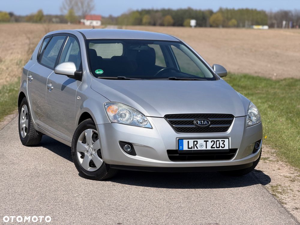 Kia Ceed 1.4 CVVT LX - 1