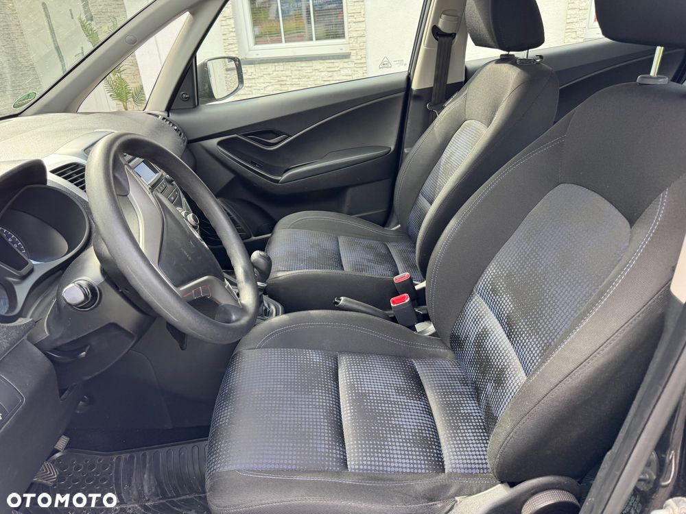 Hyundai ix20 1.4 Premium - 12