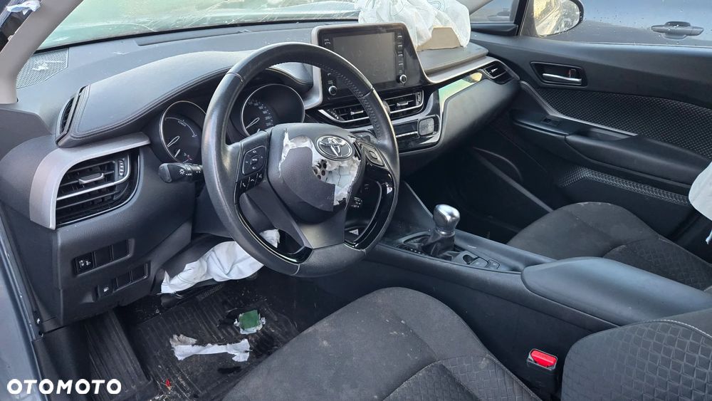 Toyota C-HR Style Selection - 7