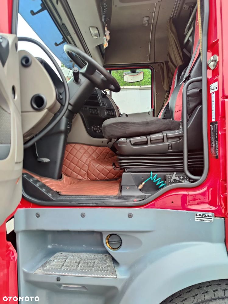 DAF XF - 6