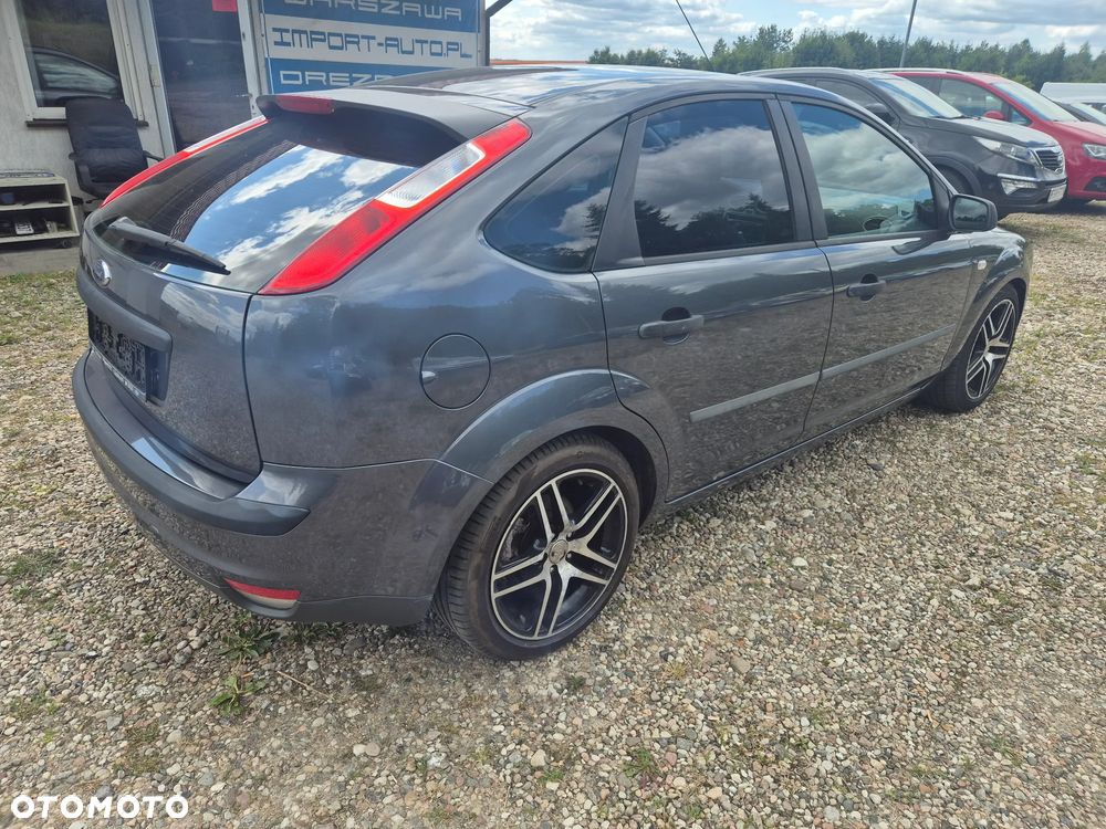 Ford Focus 1.6 Ti-VCT Connection - 4