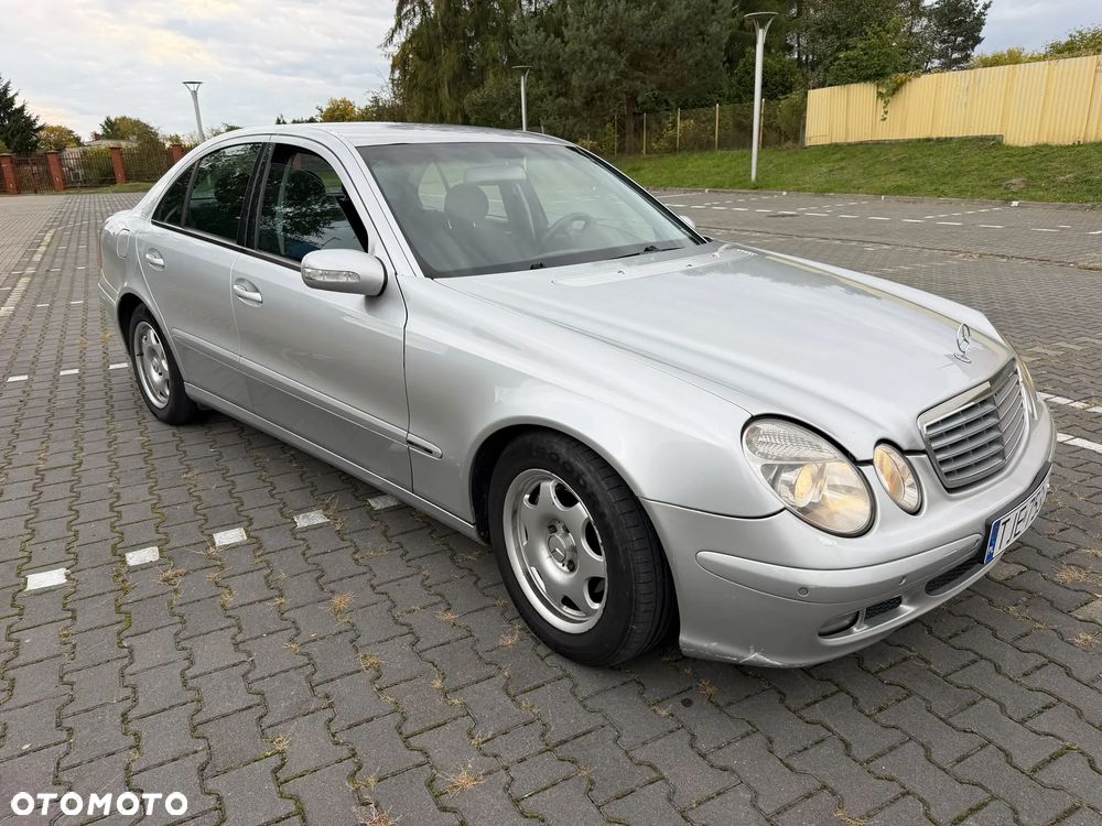 Mercedes-Benz Klasa E - 8