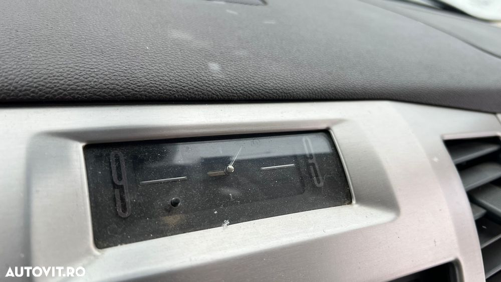 Cadillac Escalade - 21