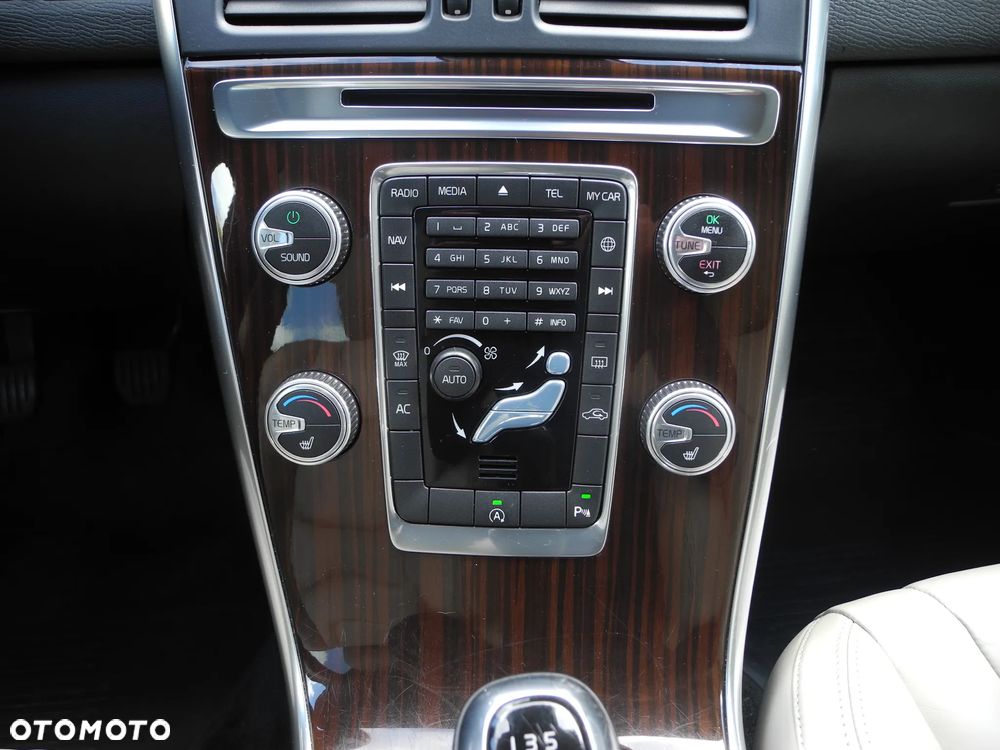 Volvo XC 60 - 10