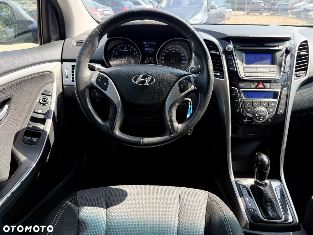 Hyundai i30 1.6 Automatik Style - 13