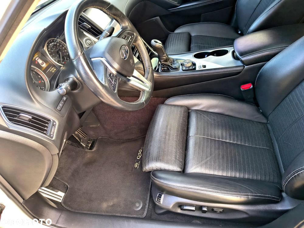 Infiniti Q50 Q50(S) 3.0t Sport - 16